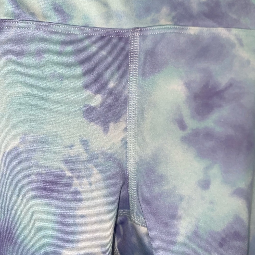 PINK Victoria's Secret Tie-Dye Bike Shorts Purple White - Picture 3 of 9